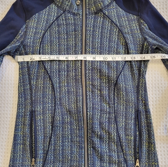 Lululemon Zip Up Jacket - Picture 9 of 12